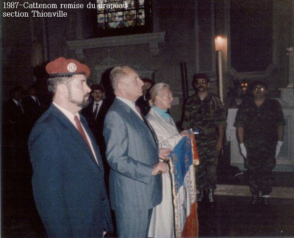 1987-Cattenom remise du nouveau drapeau (1)