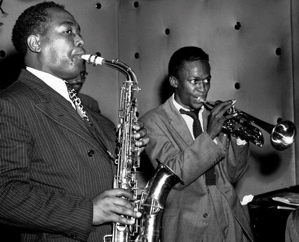 Charlie Parker & Miles Davis NYC (1947) Wiliam Gottlieb pho