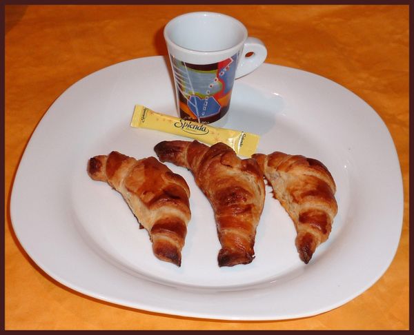 croissants-.jpg