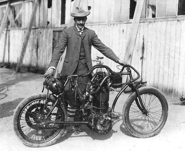 1903 Fournier Maurice Buchet bic428