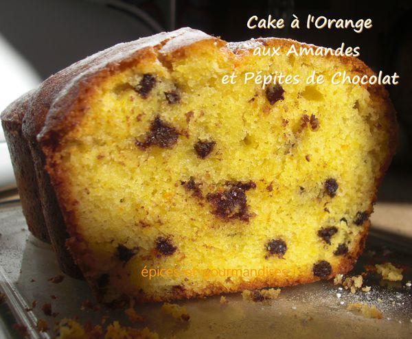 cake-a-l-orange--aux-amandes-et-pepites-de-chocolat-CIMG7.jpg