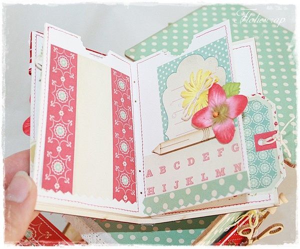 pages-embelliscrap-sept-2011 5388