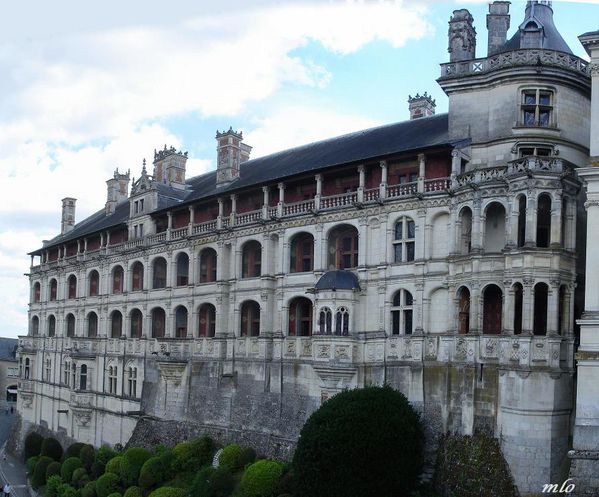 Chateau-de-blois---Facade-des-loges.jpg