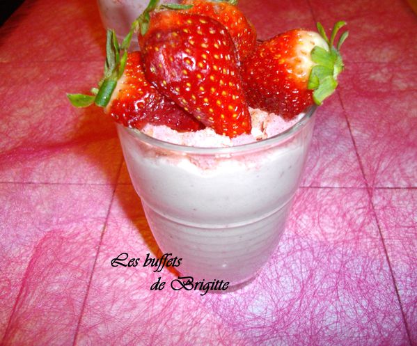 Verrine legere au fraises3jpg