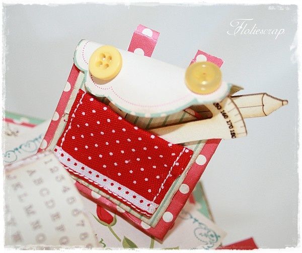 pages-embelliscrap-sept-2011 5359