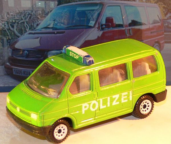 90 VW T4 POLICE SIKU