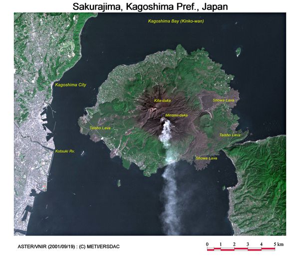 Sakura-jima---Aster-2001.09.19.jpg