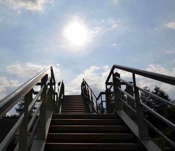 escalier--2---2---RV-de-l-insolite.jpg