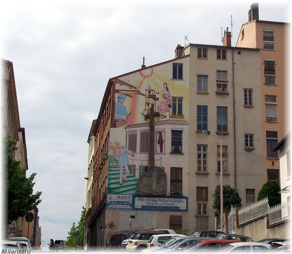230-s-rm-pb-croix-rousse-mur-peint-montee-georges-kubler-an.jpg