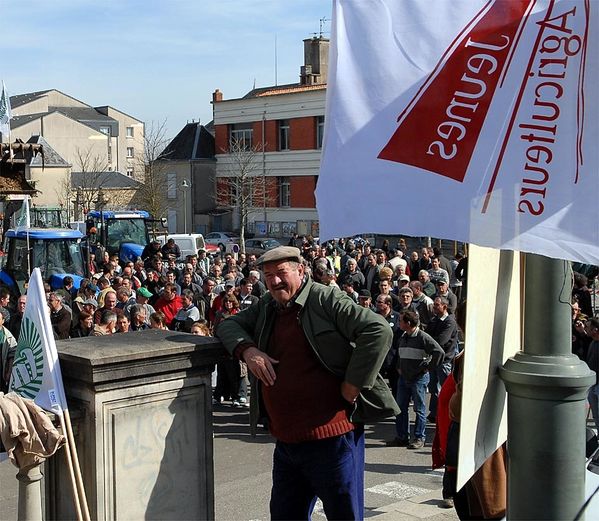 MANIF PAYSANS PARTHENAY 4