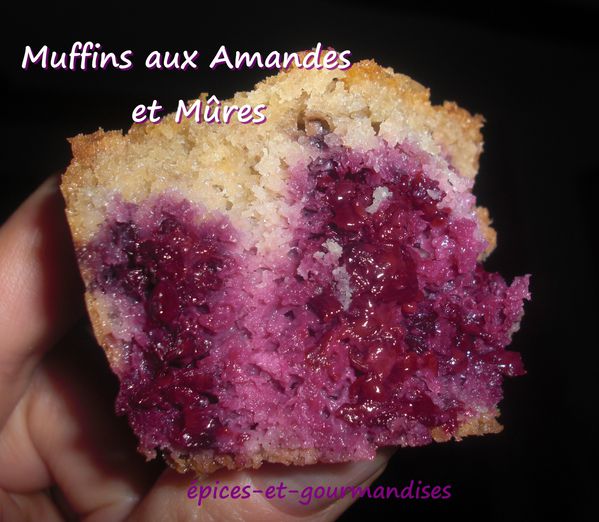 muffins-aux-amandes-et-mures-CIMG3998--2-.jpg
