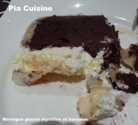 Meringue-glacee-myrtilles-bananes.JPG