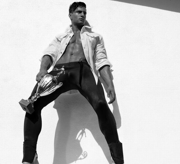 Logan-Swiecki-Taylor-Hot-Rufskin-Catalan-Collectio-copie-4.jpg