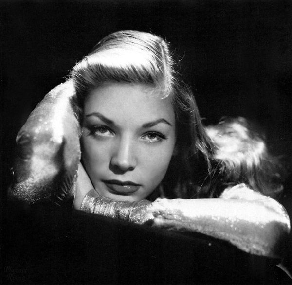 Lauren Bacall18