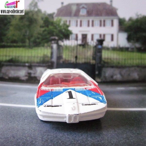 bmw m1 turbo majorette (4)