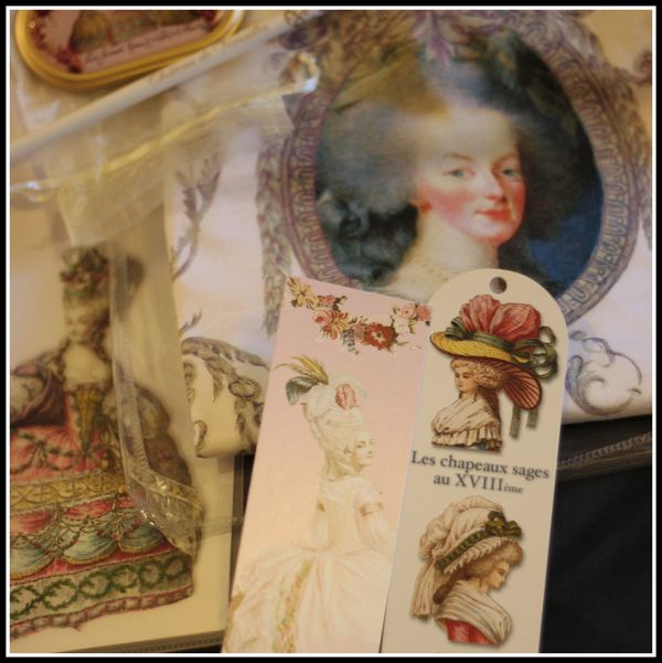 Souvenirs-Versailles---t-shirt-Marie-Antoinette----copie-1.jpg