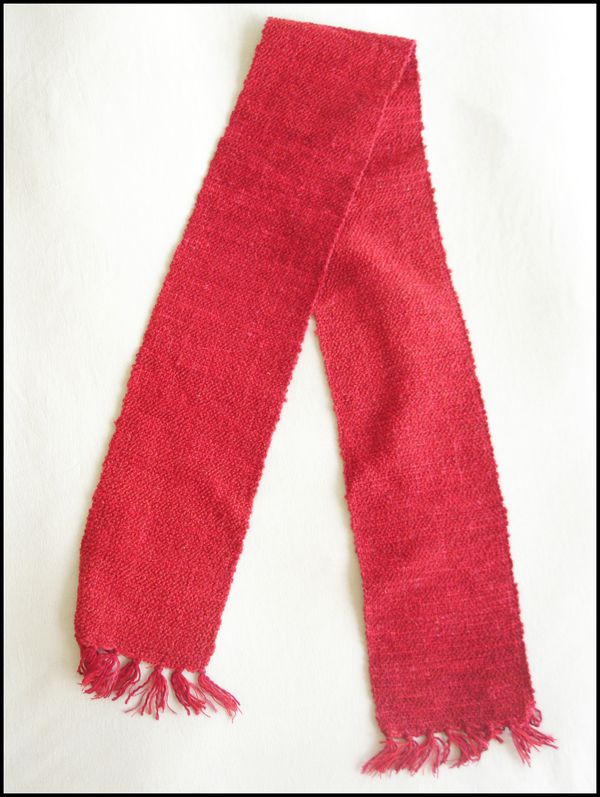 Hand-woven-wool-scarf-red-0