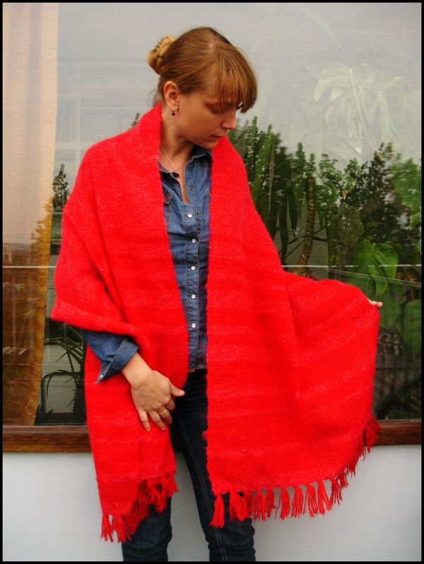 Hand-woven-wool-shawl-stole-red-4