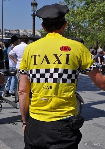 Velo-Taxi---04-Paris-Champs-Elysees-c-Ger-d--1600x1200-.jpg