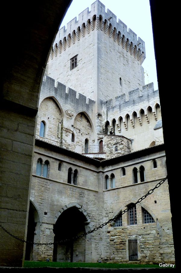 L11 - Palais des papes