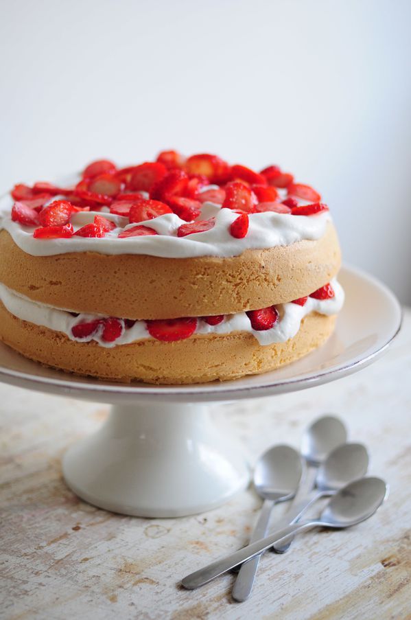 Victoria sponge cake (7)