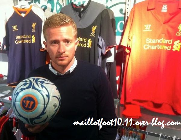 maillot-third-liverpool-2013.jpeg