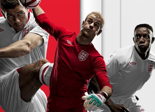 Les maillots de l'Angleterre pour l'EURO 2012. v-bcbnv.jpg