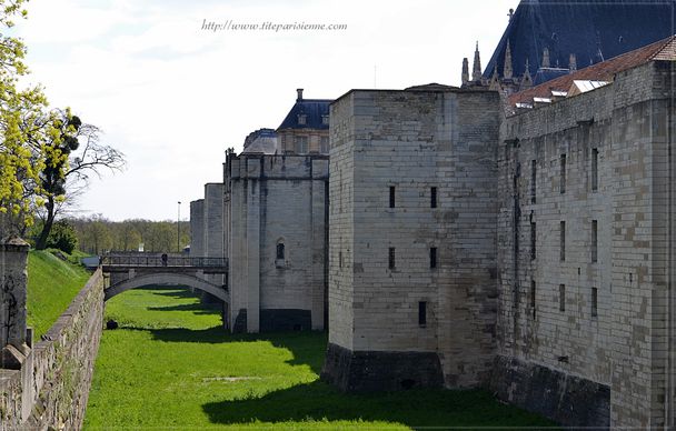 Les douves du Château de Vincennes 4