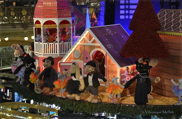 Sapin Galeries Lafayette 3