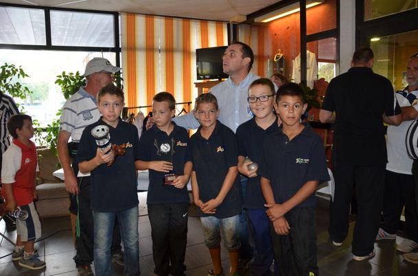 EQUIPE-FONBEAUZARD-ST-ALBAN-MINIME-BENJAMIN.jpg