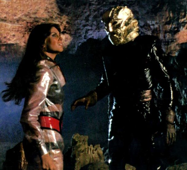 Stella-star-Simon-caroline-munro-david-hasselhof.jpg