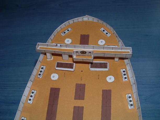 Maquette en carton - Page 5 Passerelle.JPG-3