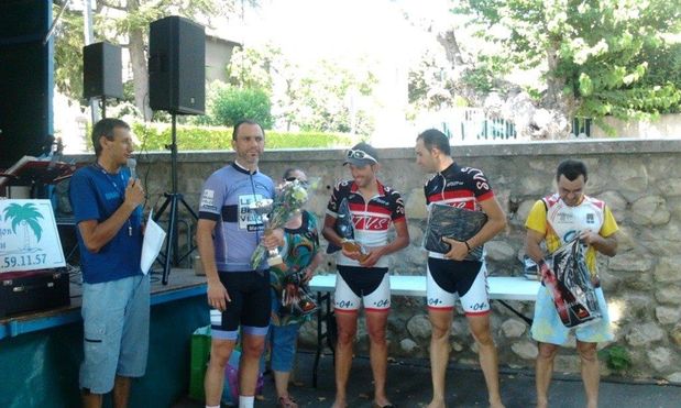 PODIUM-PEYRUIS.jpg