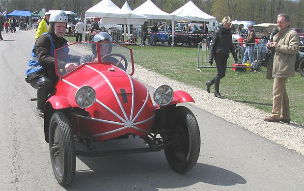 Gillet-cyclecar-Campion-.JPG