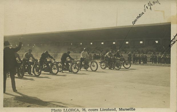 Velocette-19-10-1924-ca.1924-Racer-Start-2-600dpi.jpg