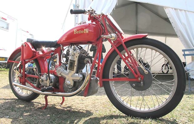 Benelli 250