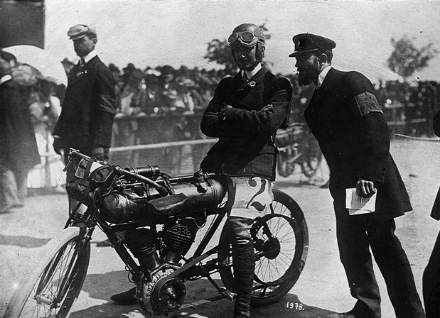 1906 Tavenaux R Gillet