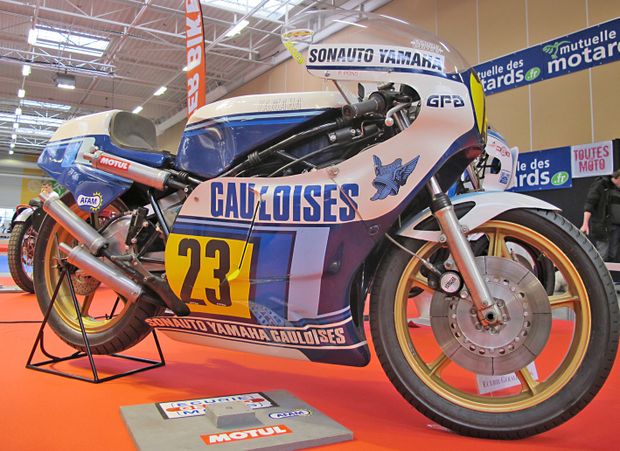 Yamaha-750-Patrick-Pons-Gerald.jpg
