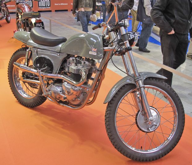 Metisse-Triumph-Brooklands.jpg