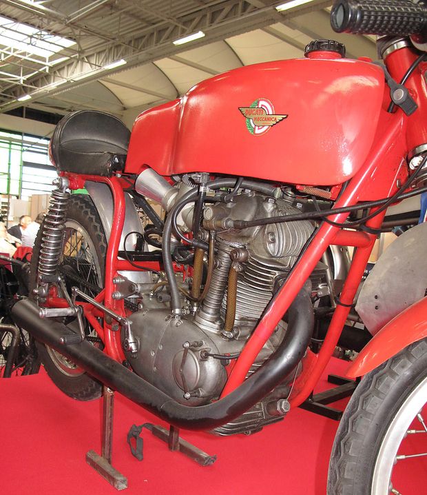 Ducati usine 250