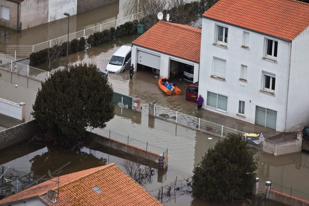 CHARENTE-1 1301