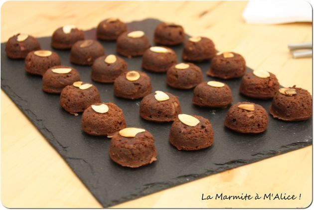 Brownie-tahine-poivron-confit-amandes-grillees-culino-ve.jpeg