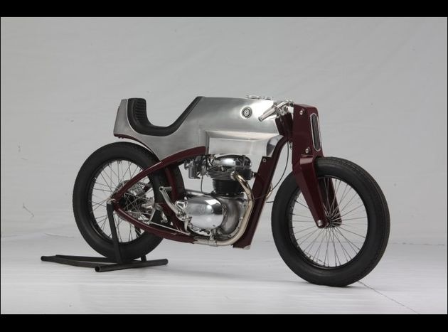 blog déjà cité au flatistan ? 2011_amd_bikes_Beezerker_Speed_Shop_Design_001_www.speedsho