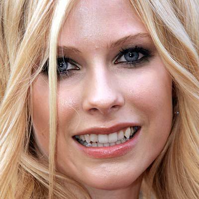 avril lavigne teeth. avril lavigne teeth.