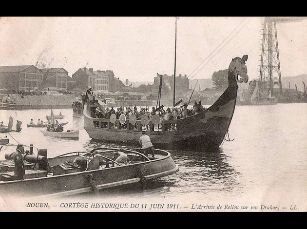 1911. Millénaire de la Normandie. Rouen-defile-historique-drakkar4---1911-Millenaire-de-la-No