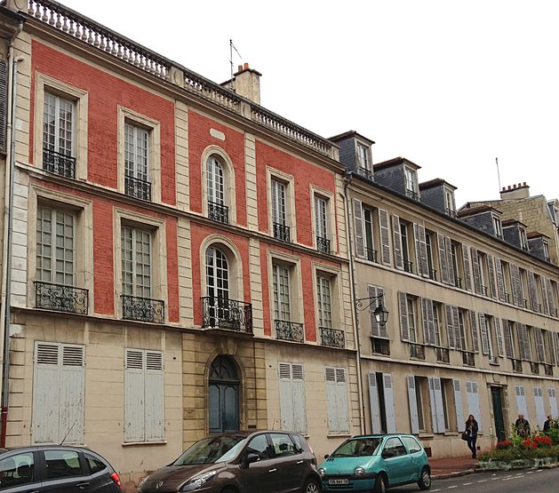 Hôtel et Ancienne résidence du duc de longueville N°24 et 26 rue de la République Saint-Germain-en-Laye