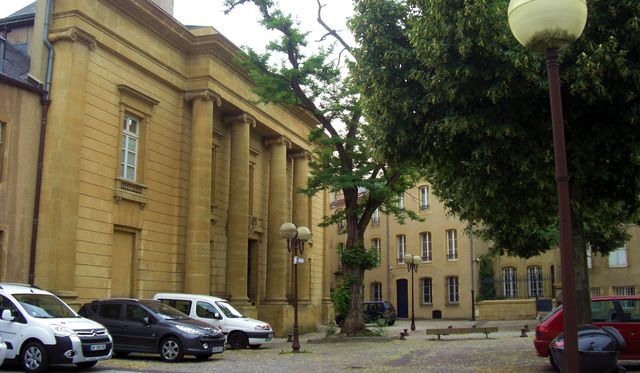Metz 032