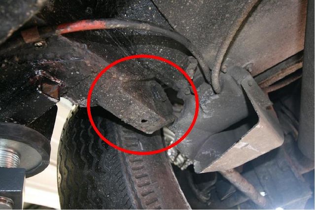 ancrage bras suspension
