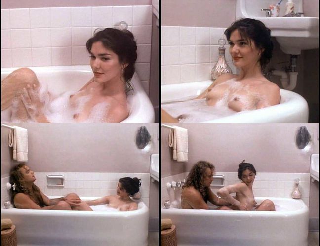 Laura Harring dans Silent Night Deadly Night III - Better W