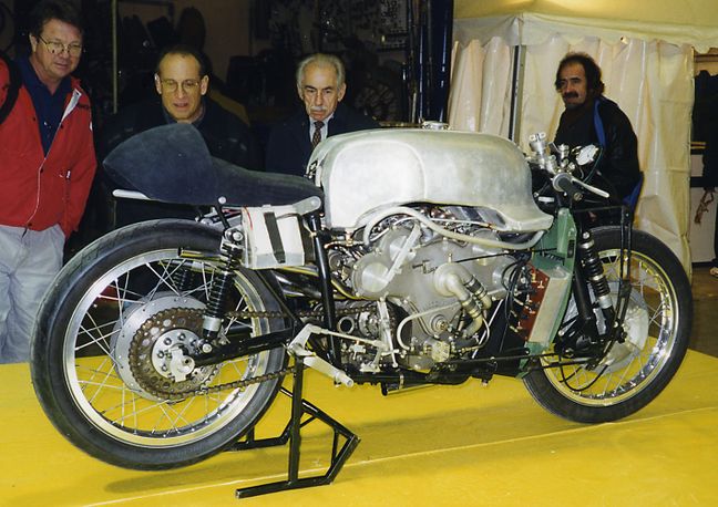 Guzzi-8-color732.jpg